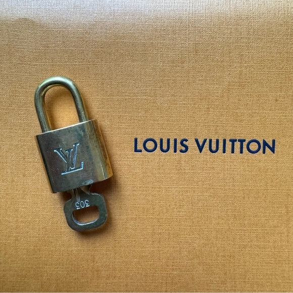 Louis Vuitton Lock & Key (#303) - Picture 1 of 4
